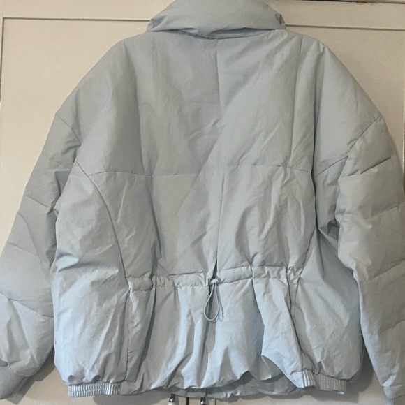 Women’s Levi’s Air Blue Puffer Jacket - Picture 8 of 10